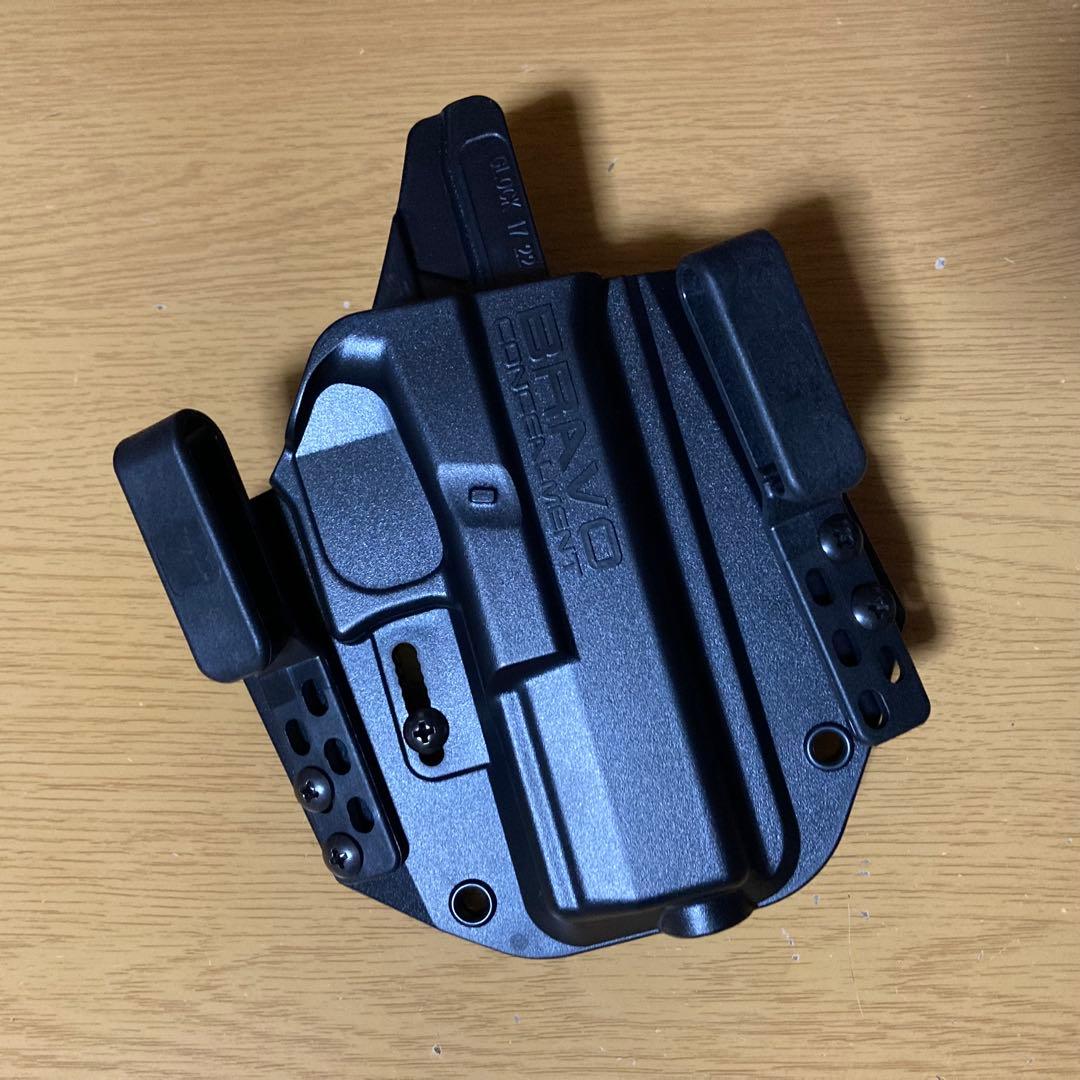 個人装備 Bravo Concealment OWB P320