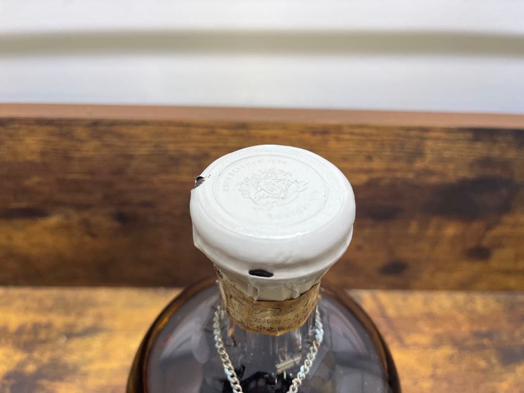 サントリー　ブランデー　特級　インペリアル　外箱無し　変え栓有り 083