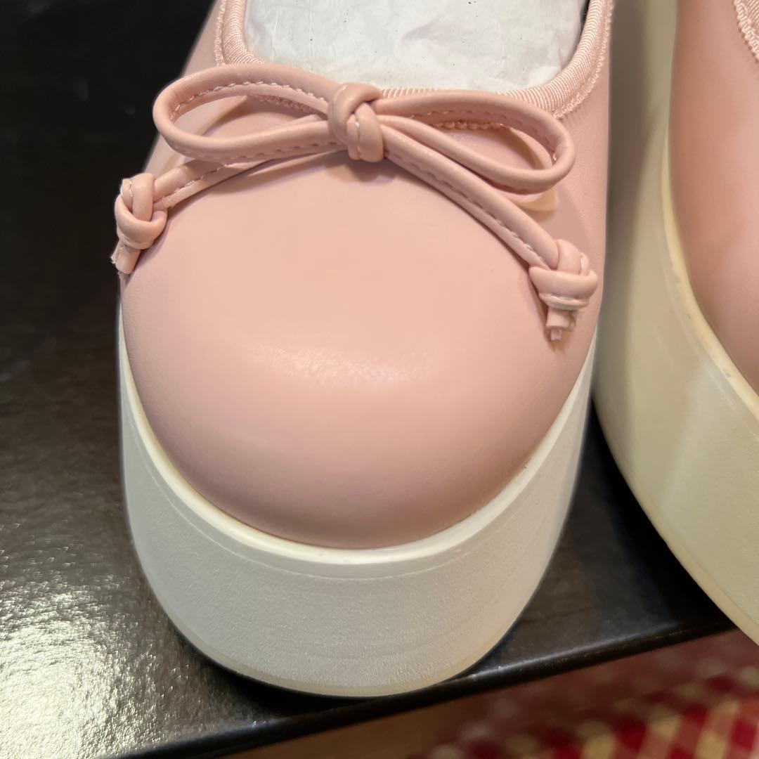 キャンディストリッパーズ、ピンク プラットフォームシューズ