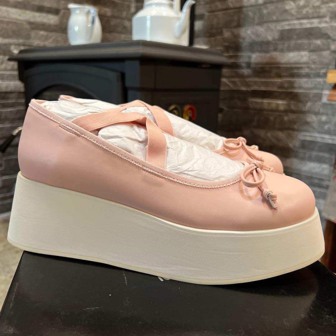 キャンディストリッパーズ、ピンク プラットフォームシューズ