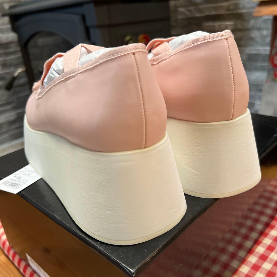 キャンディストリッパーズ、ピンク プラットフォームシューズ