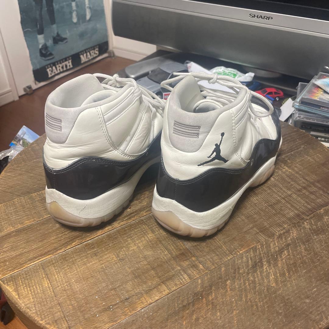 Air Jordan 11 コンコルド