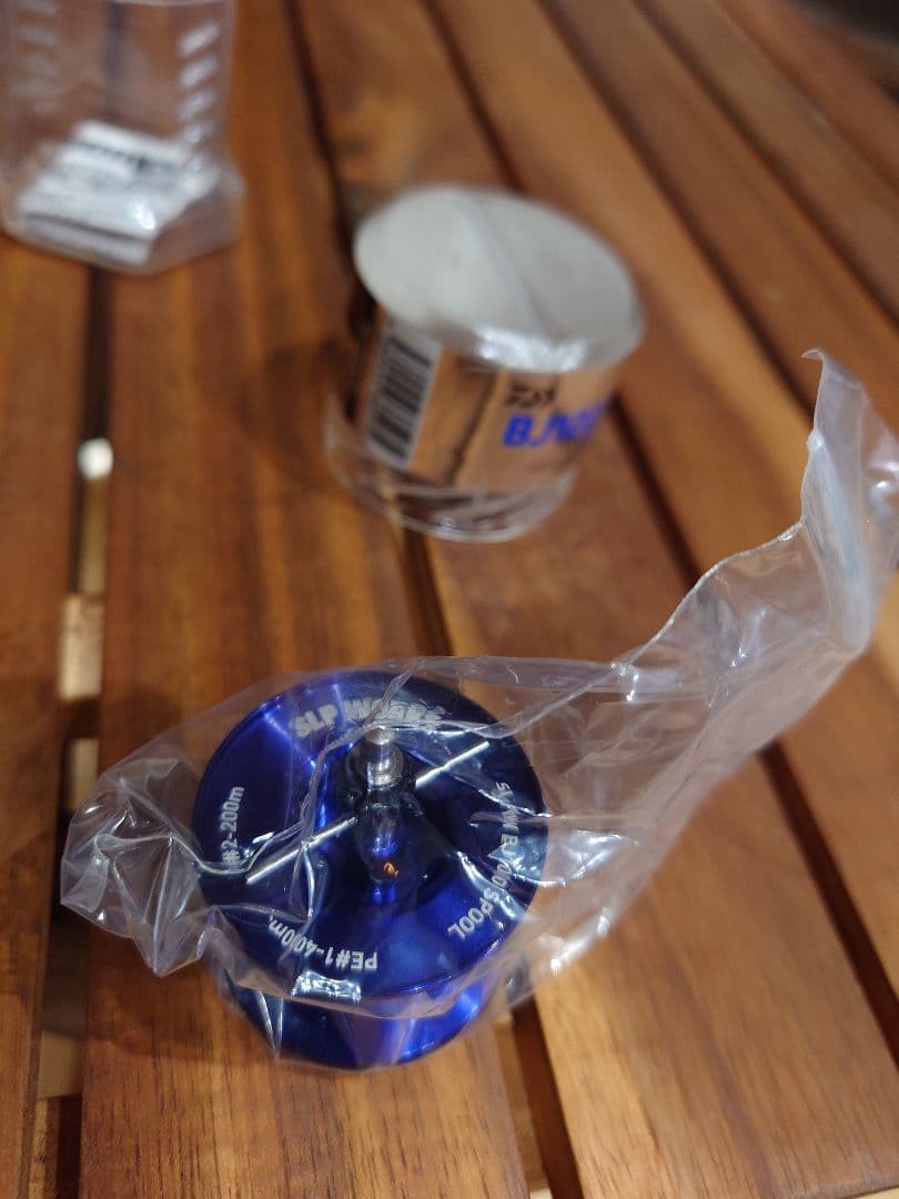 ソルティガBJ·キャタリナBJ100 SPOOL 青 100サイズ