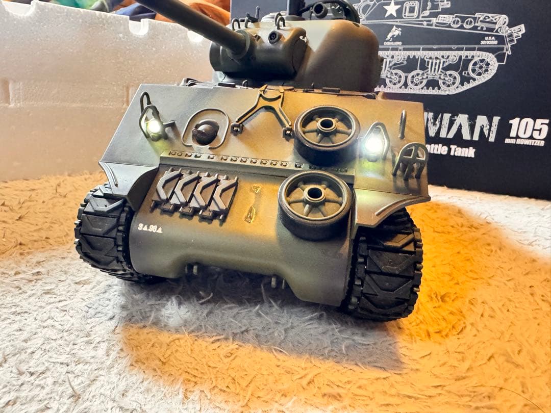 戦車モデル M4A3 SHERMAN 1:16