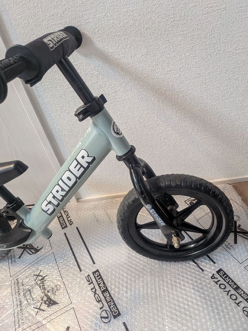 STRIDER スポーツモデル 2023年限定カラー　アイスブルー 12インチ