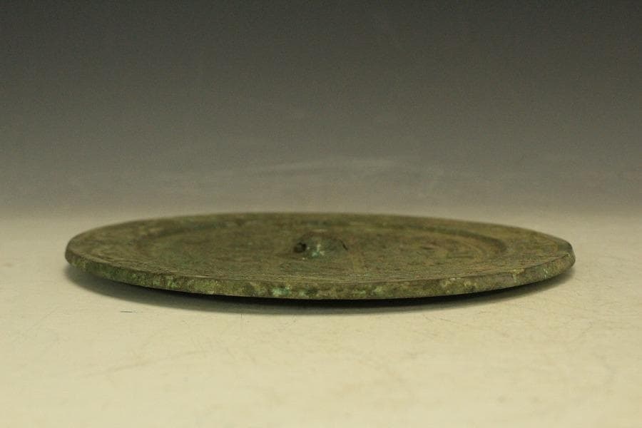 中国美術 青銅鏡 饕餮紋 時代物(HA506)