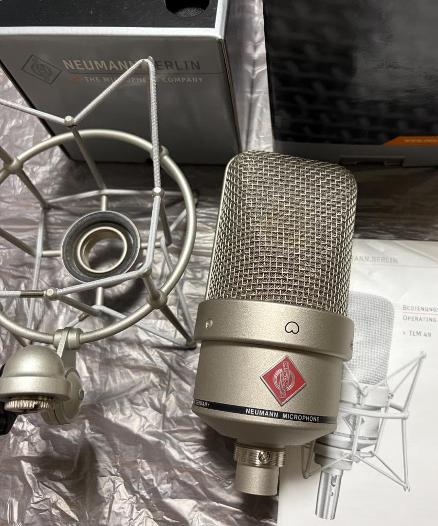 美品 TLM49 NEUMANN コンデンサーマイク ノイマン