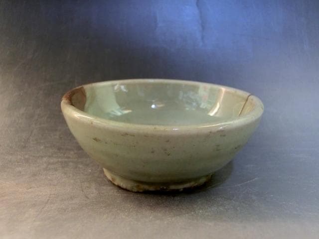 酒盃■古青磁金継ぎ直し杯(江戸期)酒器 猪口 ぐい呑み 桐箱入 時代物 骨董品■