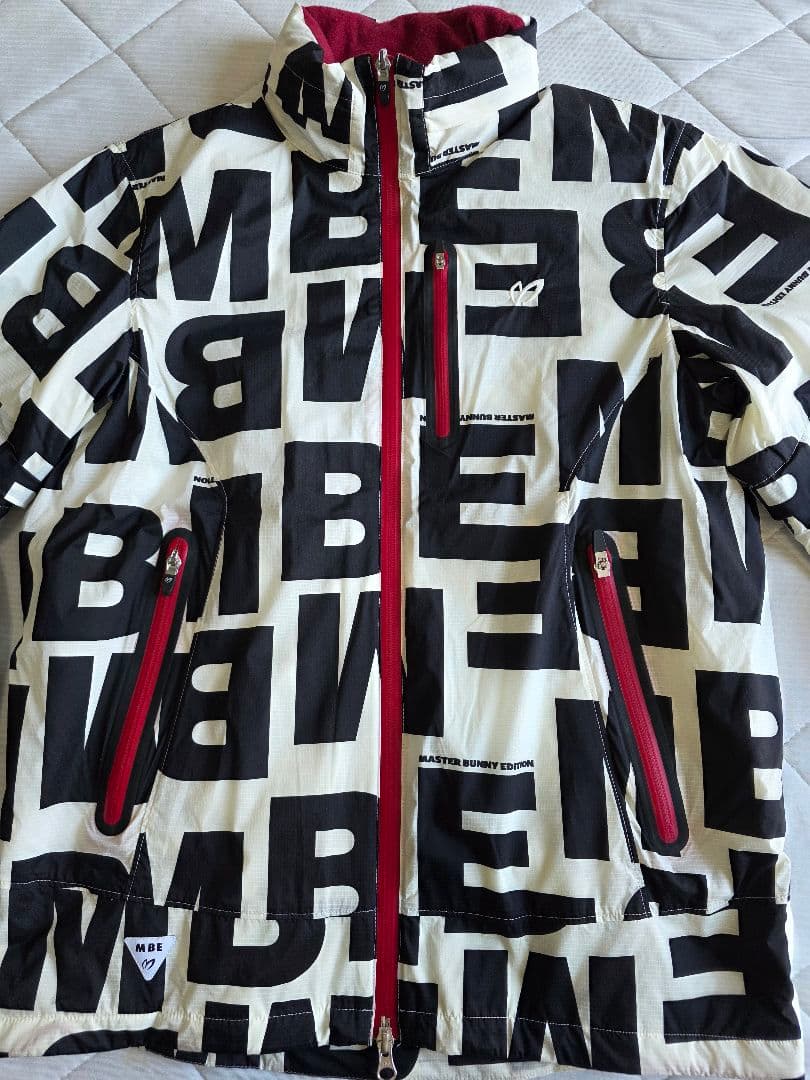 美品マスターバニーフード付き中綿ブルゾン4