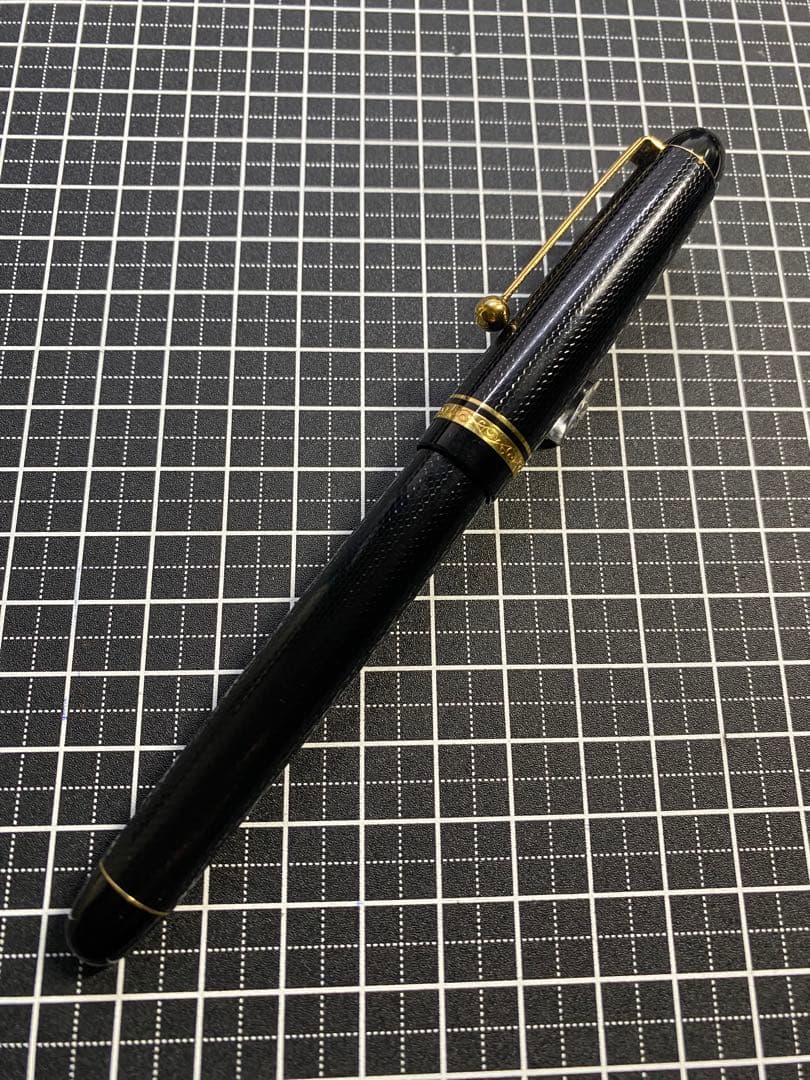 PILOT CUSTOM 網目　万年筆　字幅M