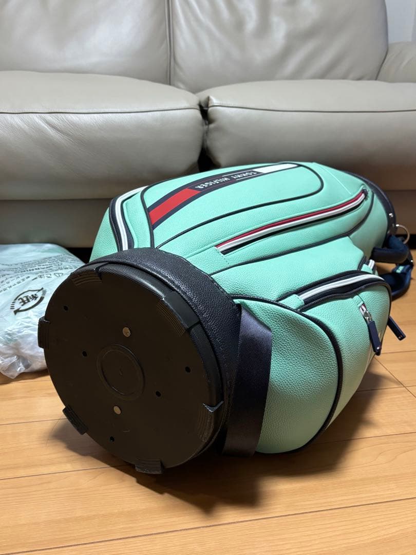   トミーヒルフィガー 2025 キャディバッグ 美品