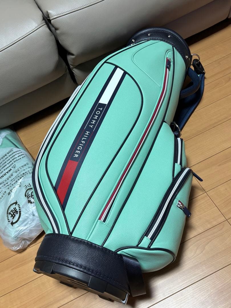   トミーヒルフィガー 2025 キャディバッグ 美品