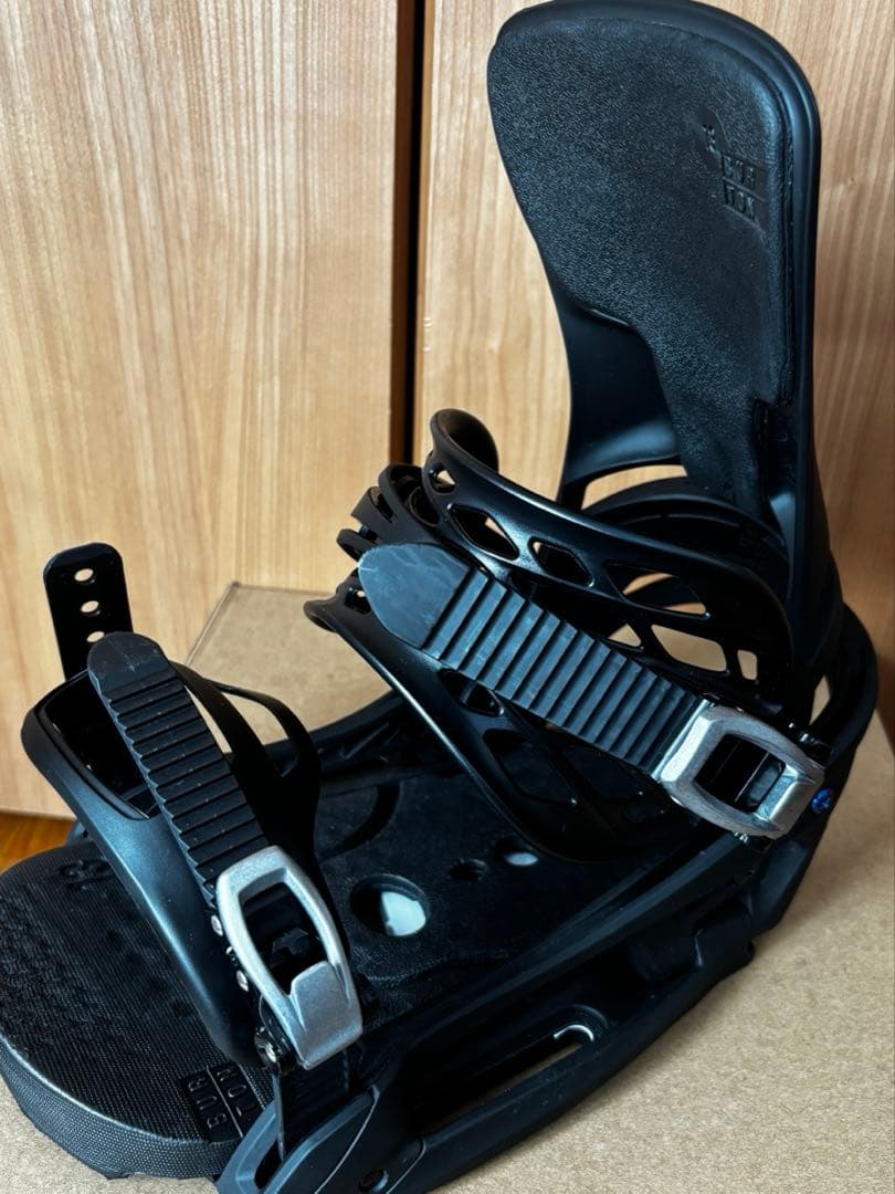 2025-26 BURTON MEN'S CARTEL EST Mサイズ