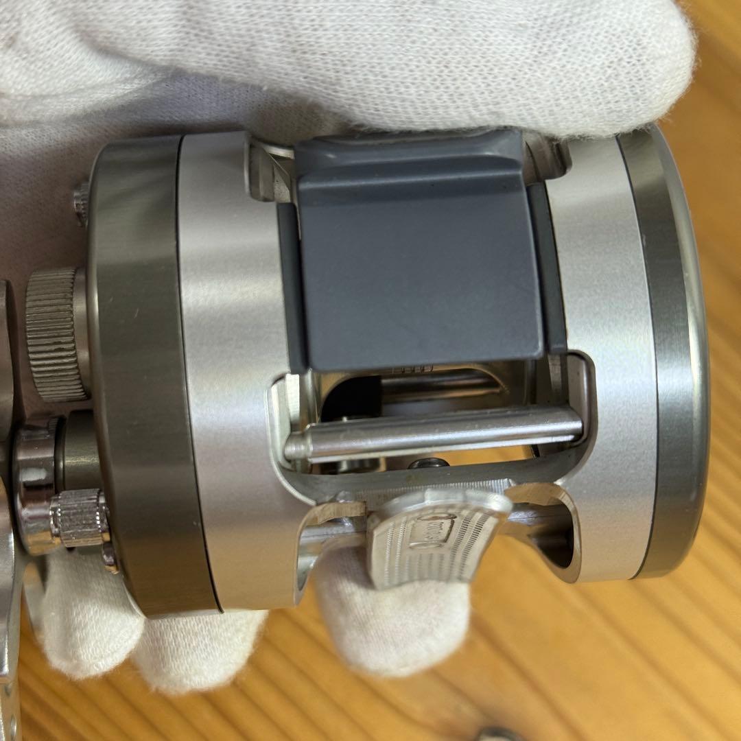 美品 アブ アンバサダー モラム SR SX3601C MAG ベイトリール