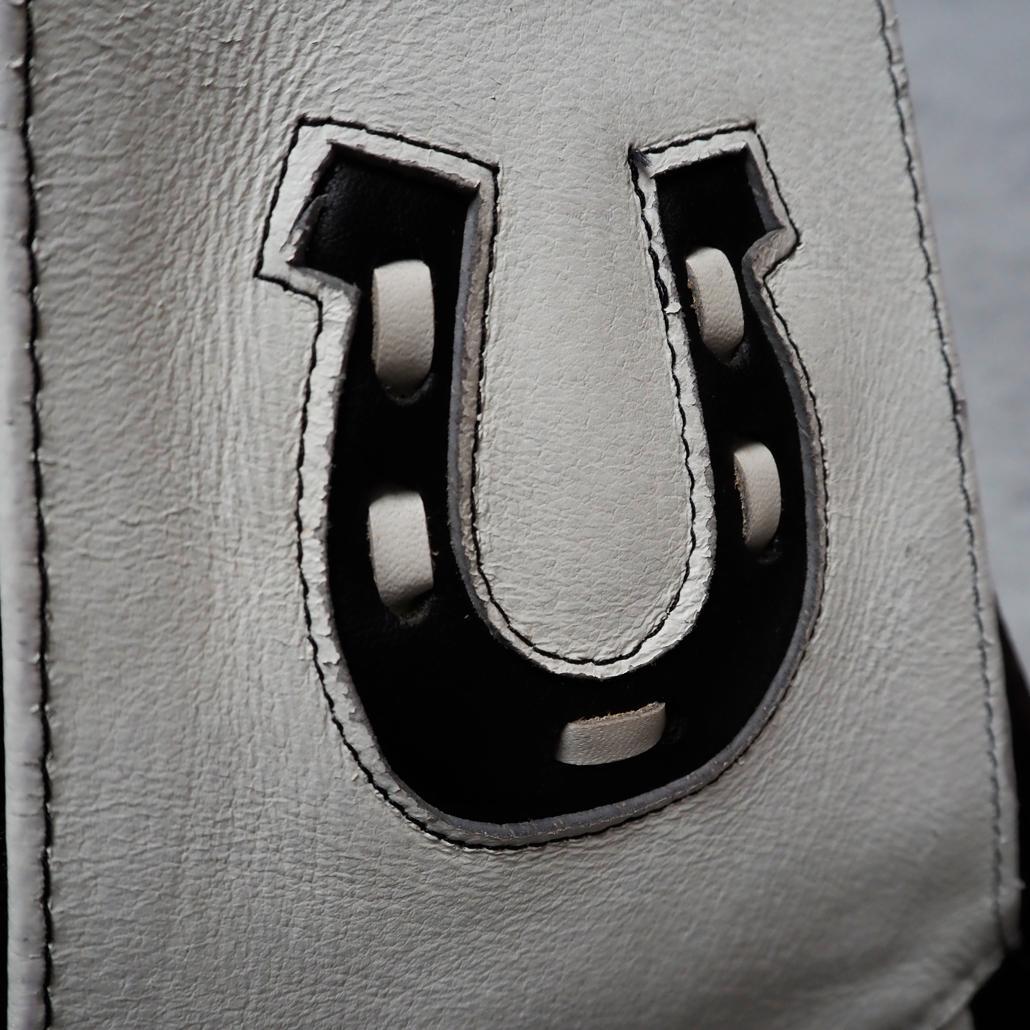 メンバー直筆サイン入り COOLS HUNGRY MAN 本革バイカーベスト