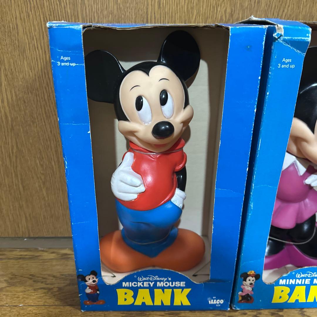 ILLO ミッキー　ミニー　貯金箱