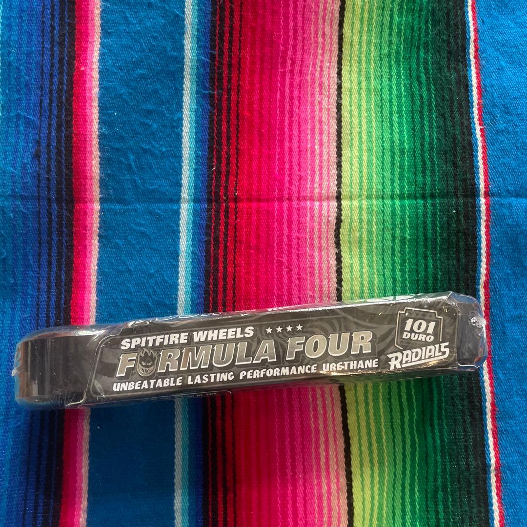 Spitfireフォーマル4 RADIALS 58mm101a 定価¥9,130