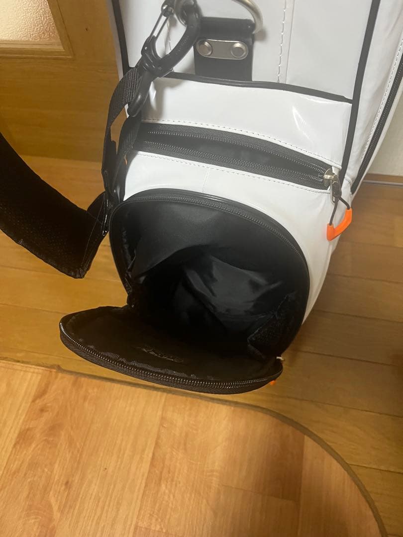 アビレックスゴルフ　キャディバッグ ホワイト U.S.A.F.ロゴ付き