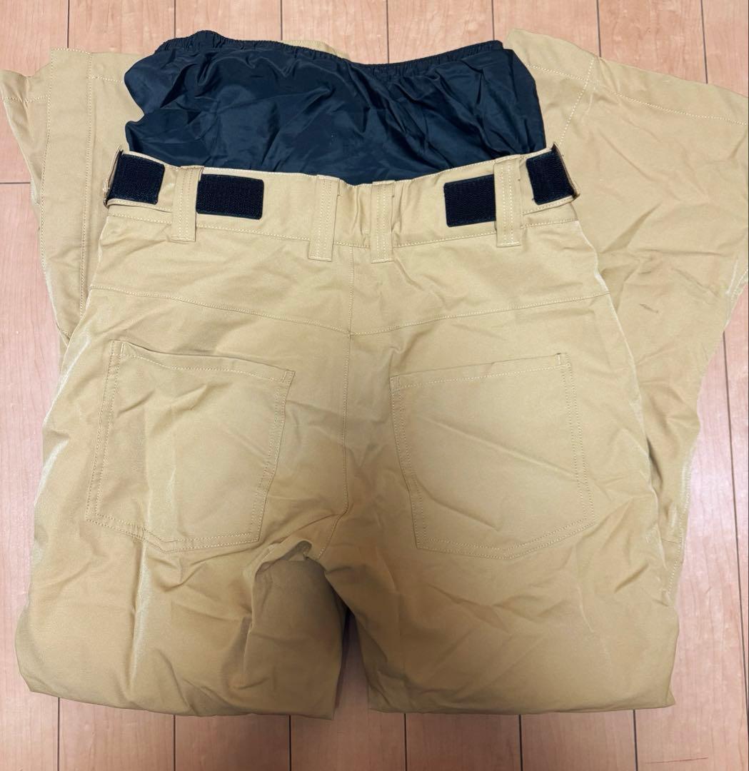 ベージュ スノーボードウェア 女性用上下