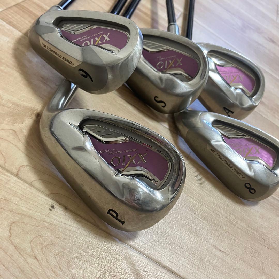 ゼクシオ ゴルフキャディバッグ レディース ゴルフクラブ12本入り