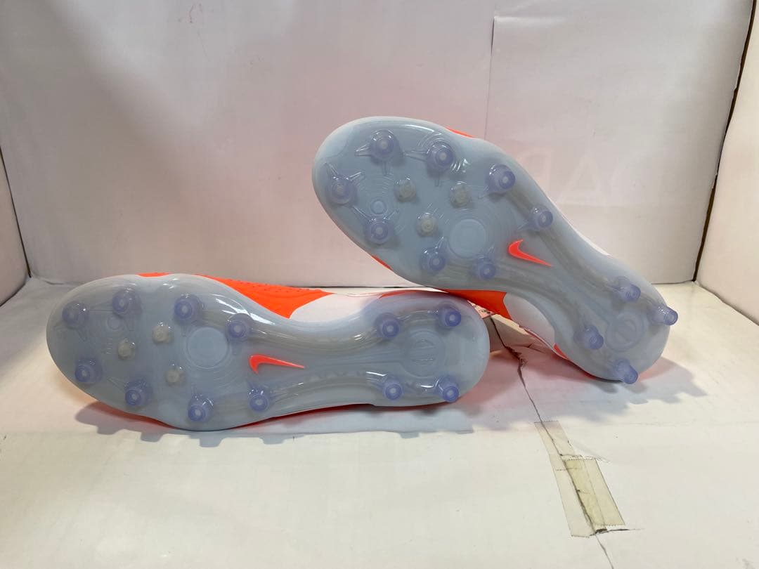 ナイキ　レジェンド10エリートAG-PRO