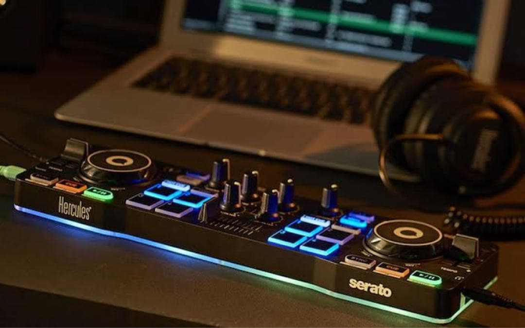 新品Hercules DJCONTROL STARLIGHT 持ち運びケース付き