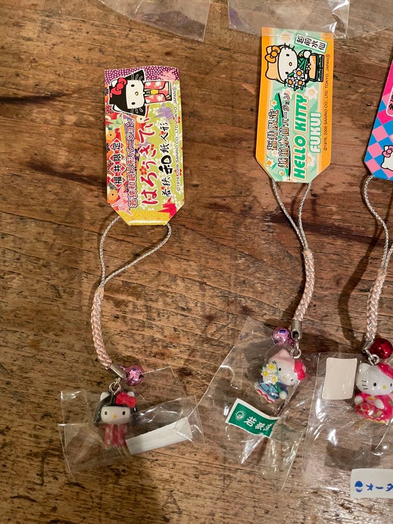 ご当地キティ　11個