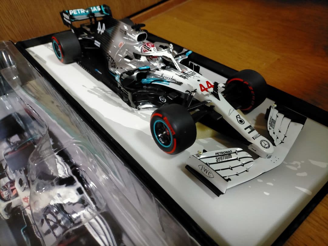 PMA 1/18 メルセデス F1 W10 ハミルトン 44 2019 ドイツ