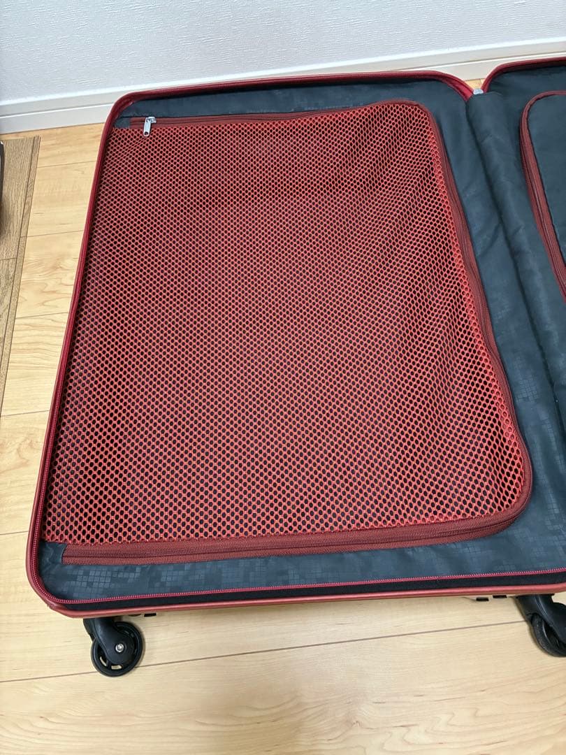 ☆美品☆サムソナイト　軽量　大容量　TSAロック コスモライト？赤系　送料無料♪