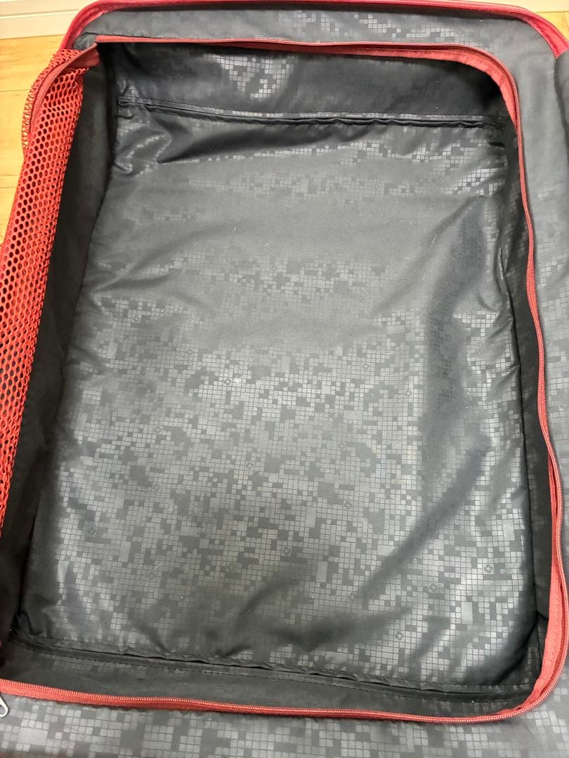 ☆美品☆サムソナイト　軽量　大容量　TSAロック コスモライト？赤系　送料無料♪