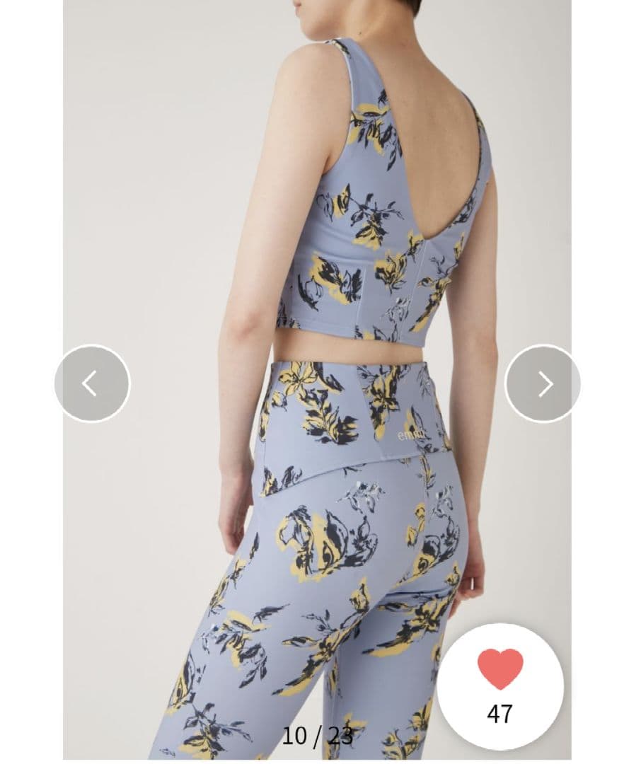 エミ　emmi オリジナルフラワー柄 上下セット