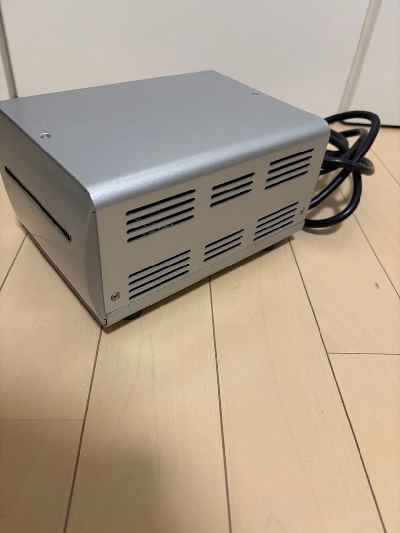 カシムラ 海外国内用大型変圧器 110-130V/2000VA