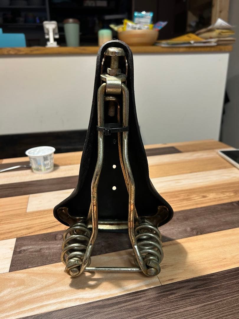 BROOKS レザーサドル スプリング付き