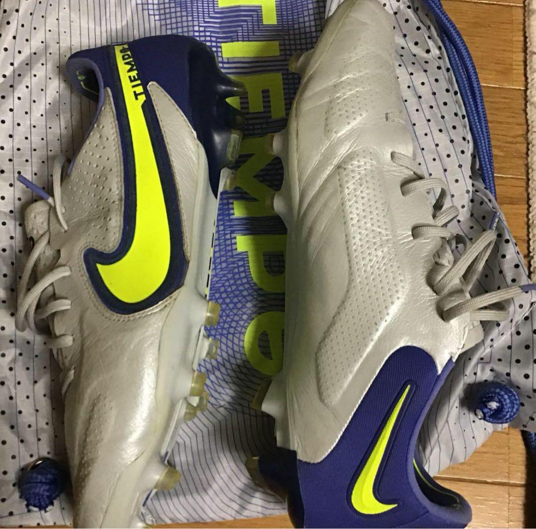 Nike Tiempo スパイク シューズ