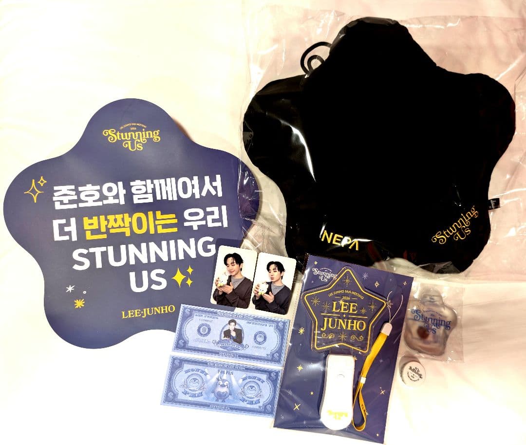 ジュノ 1月25日 Stunning Us ファンミ グッズ