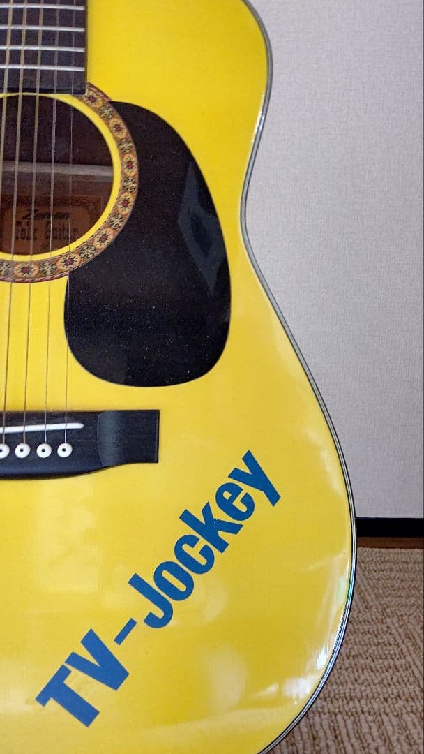 イエロー アコースティックギター TV-Jockey