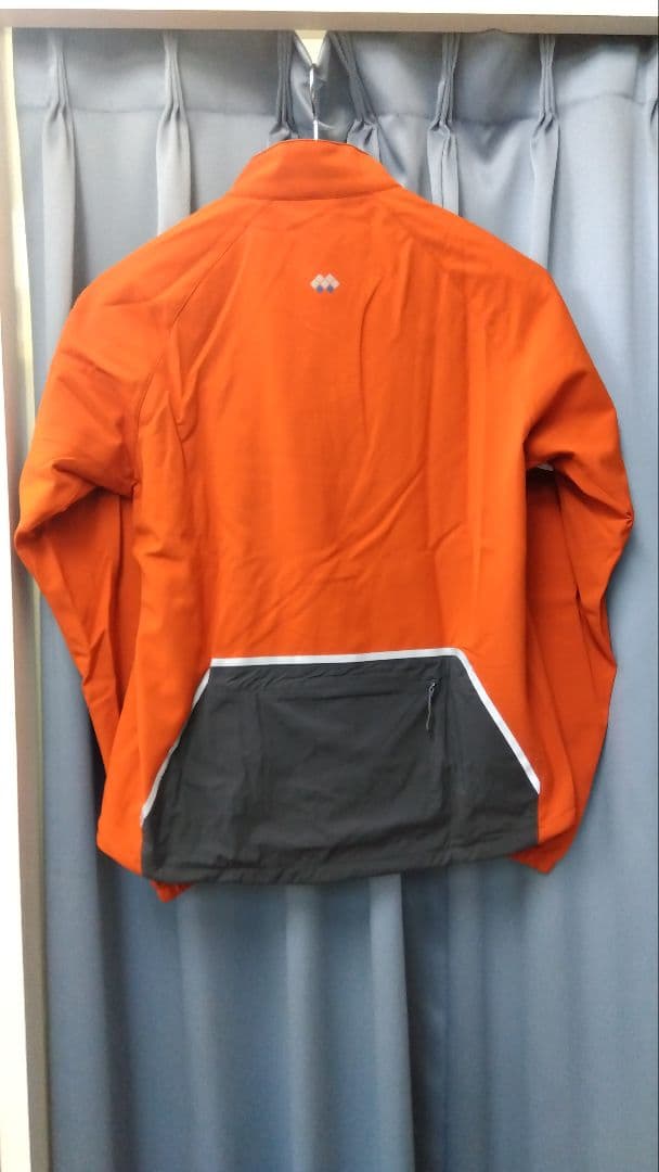 mont-bell サイクルトレーナージャケット〈男性用〉