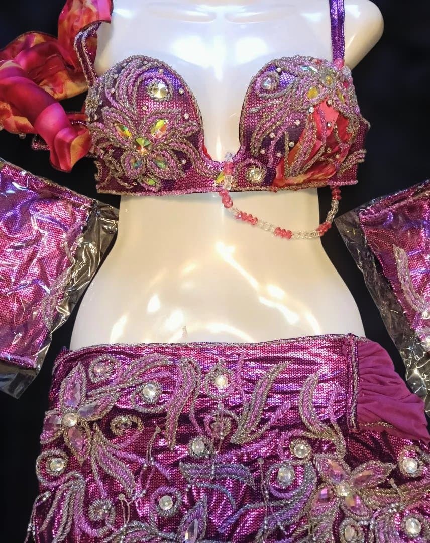 【新品Sale】エジプト製ベリーダンス衣装ピンクパープル《花》ピンクパープル