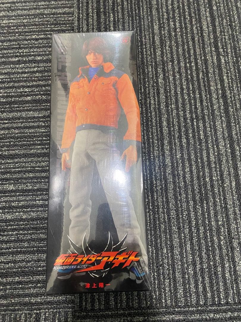 仮面ライダーアギト　津上翔一　メディコムトイ　新品未開封