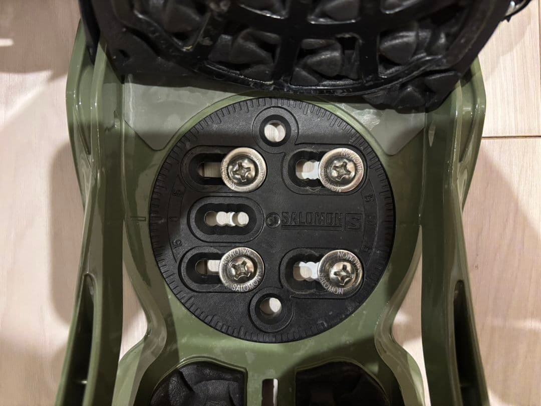 Salomon RHYTHM ビンディング M