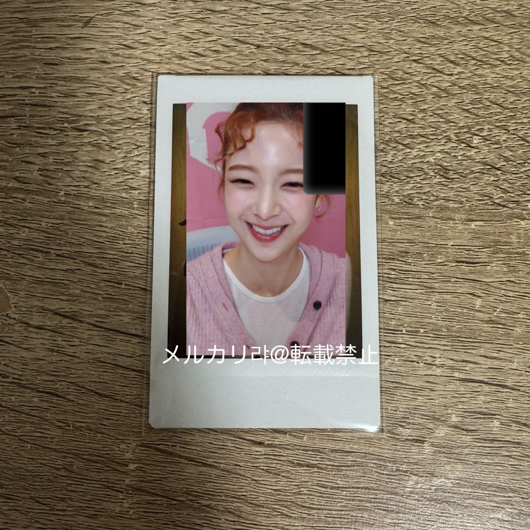 ITZY リア GOLD 直筆サイン入り チェキ ポラロイド