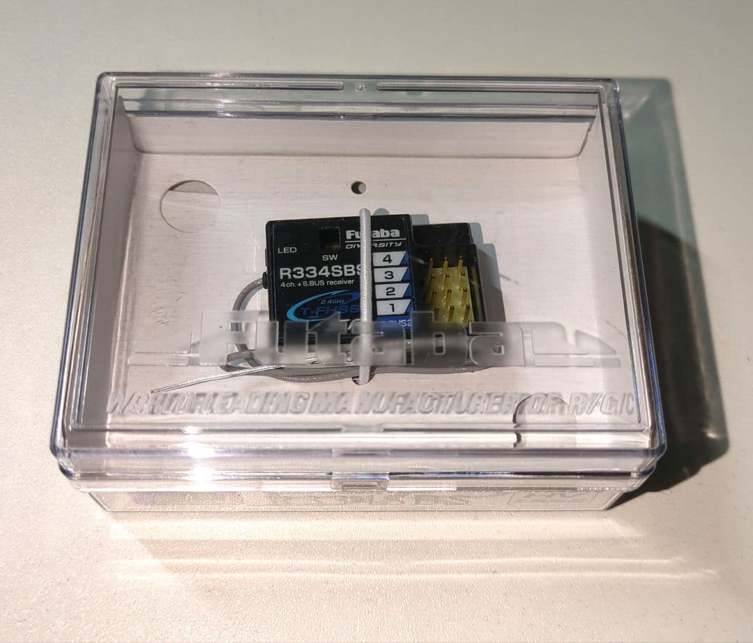 Futaba フタバ　R334SBS