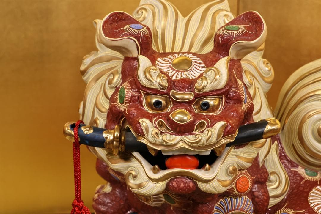 九谷焼　八幡釜　須栄義　剣獅子　置物　床飾　魔除　縁起物　高さ40㎝　BK044