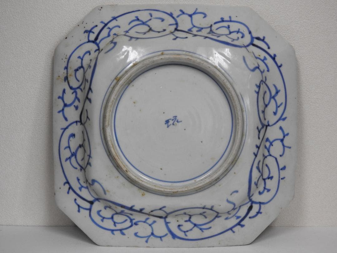伊万里　染付　四方隅切辺　１７７