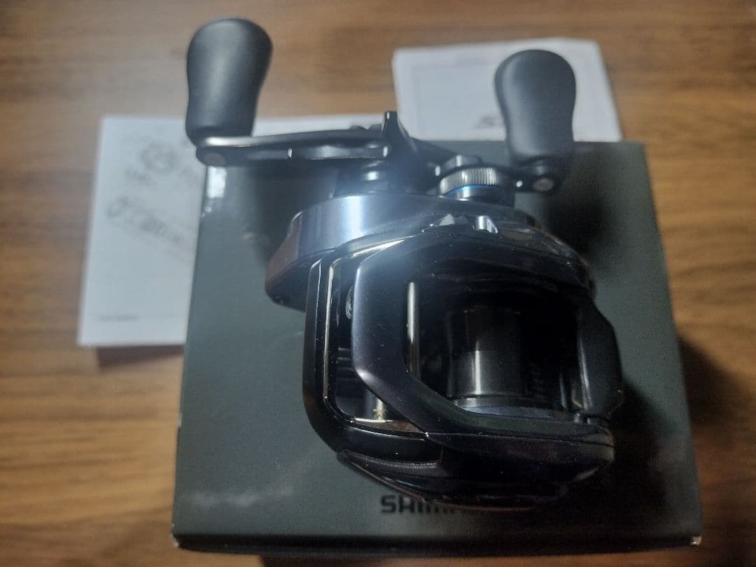 シマノ　ベイトリール　24 SLX 70 XG