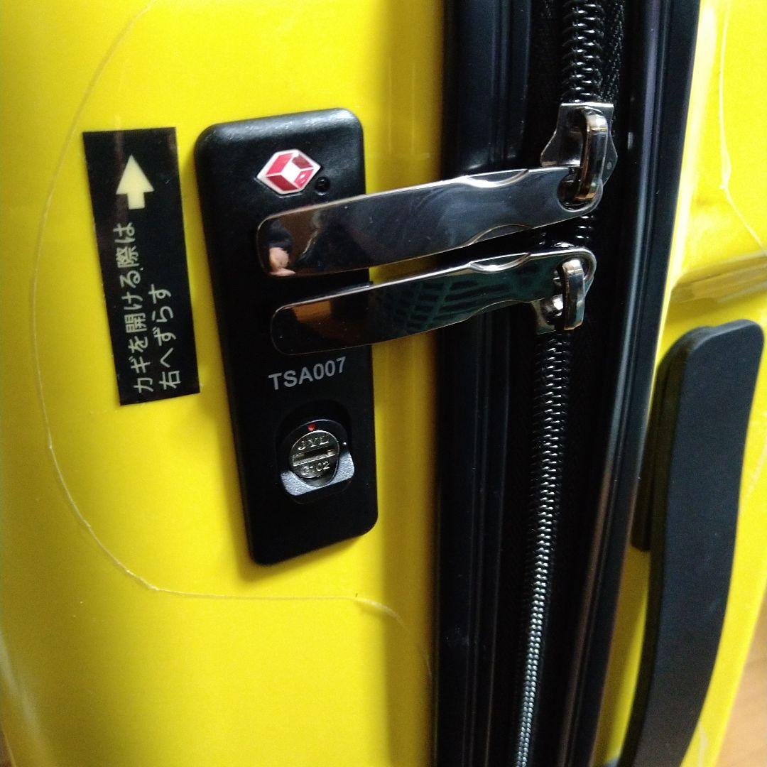 ピカチュウ　キャリーケース