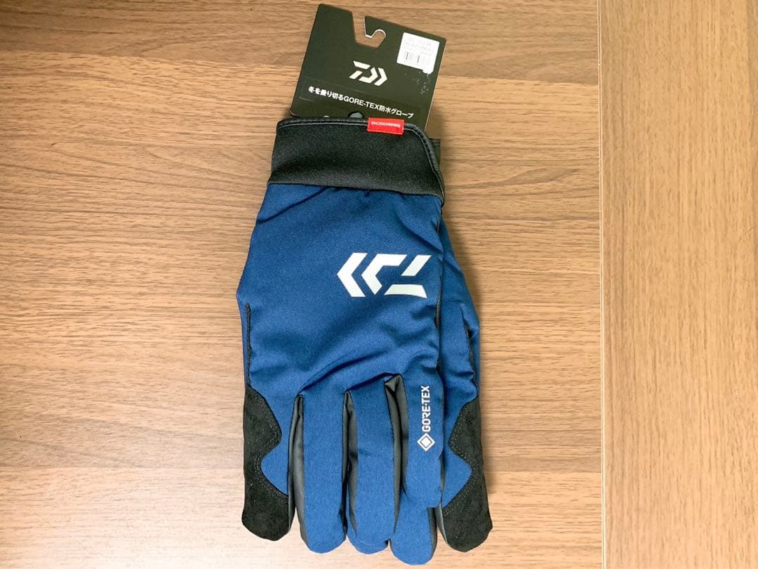 ⭐️新品⭐️ ダイワ　DG-1524W GORE-TEX 防寒グローブ　ネイビーXL