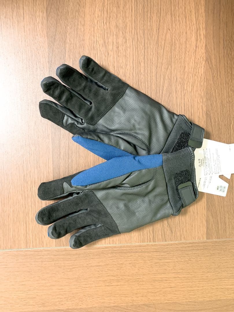 ⭐️新品⭐️ ダイワ　DG-1524W GORE-TEX 防寒グローブ　ネイビーXL