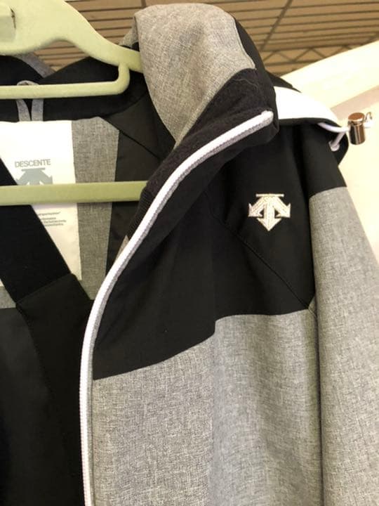 デサント スキーウェア  上下セット 美品