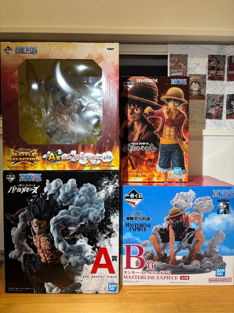 ぺ*)様 最終！本日まで！ワンピース バトルメモリーズ 等 ルフィ 4個セット